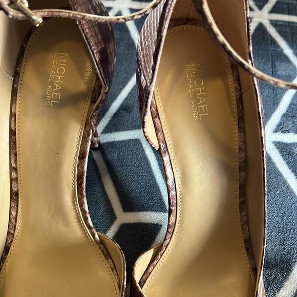 Michael Kors size 11 - Picture 2 of 4